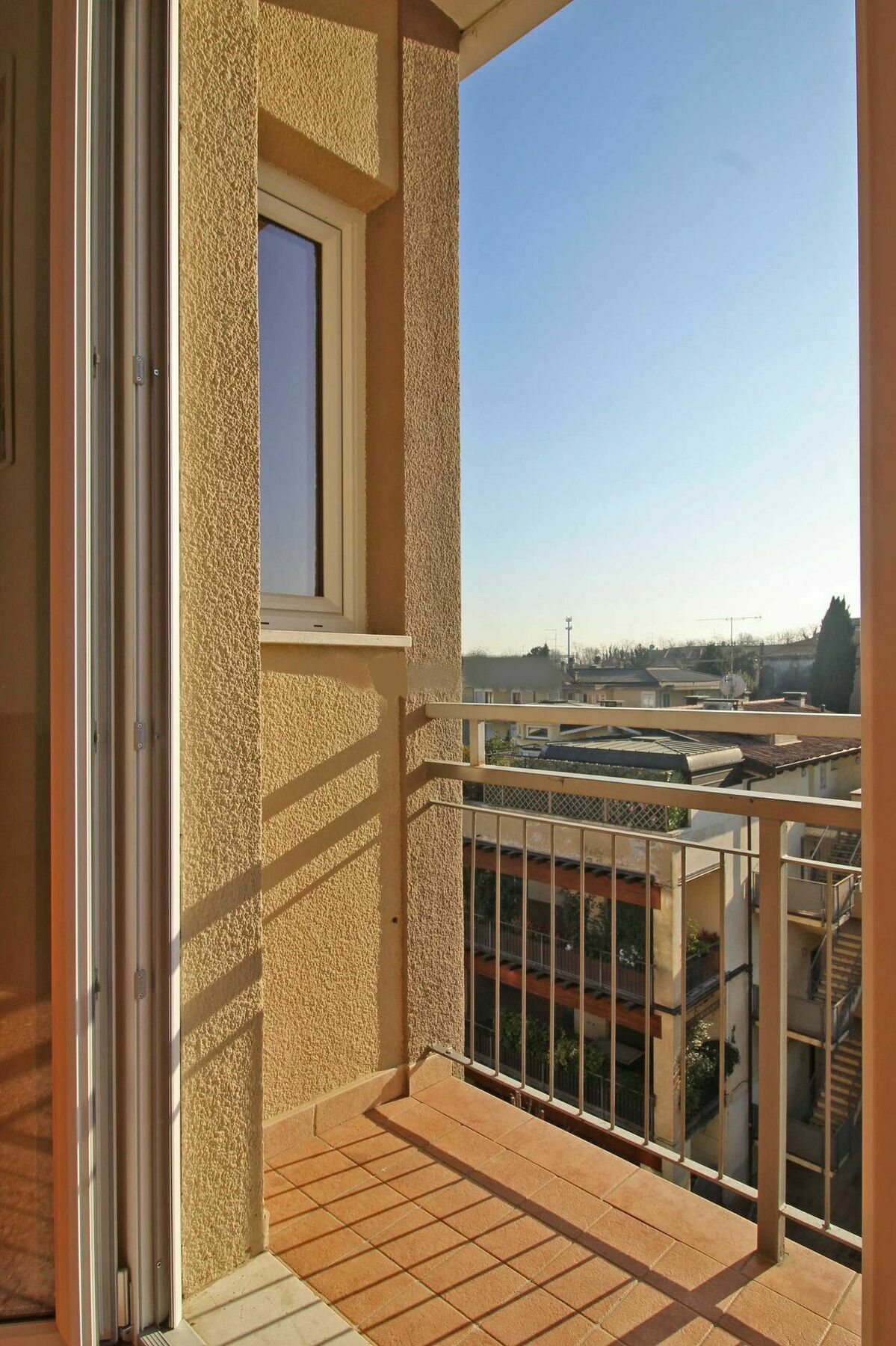 Appartamento Del Sole ديسينسانو ديل غاردا المظهر الخارجي الصورة